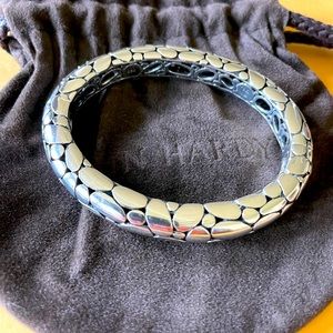 John Hardy Sterling Silver Bracelet. In great condition.